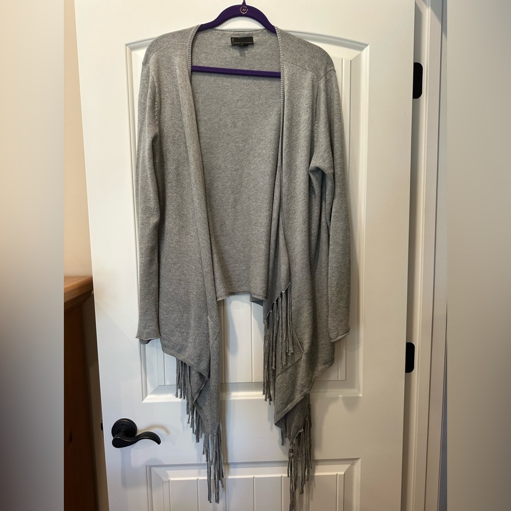 Buffalo David Bitton Women’s Light Gray Fringe Cardigan.  Size X-Large.